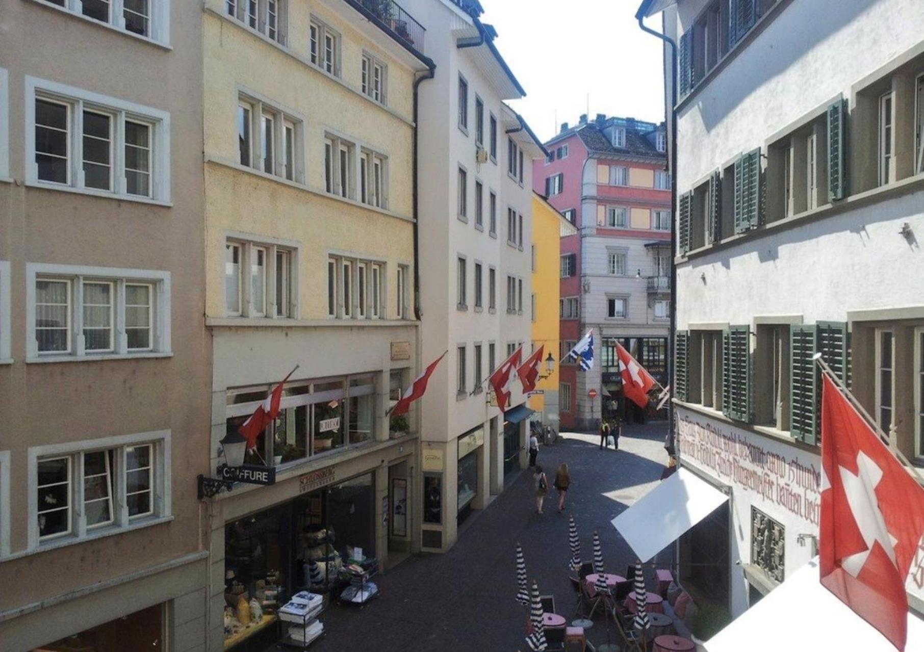 Pedestrian Area Close To Bahnhofstrasse Zürich Exterior foto